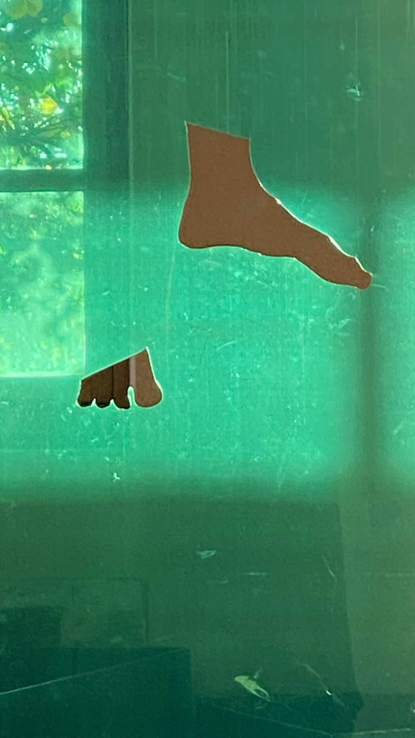 Oh Rotonda The green and blue mosaic feet of angels up in the beauty of the Rotonda, hiding and opening, passing and suspended.