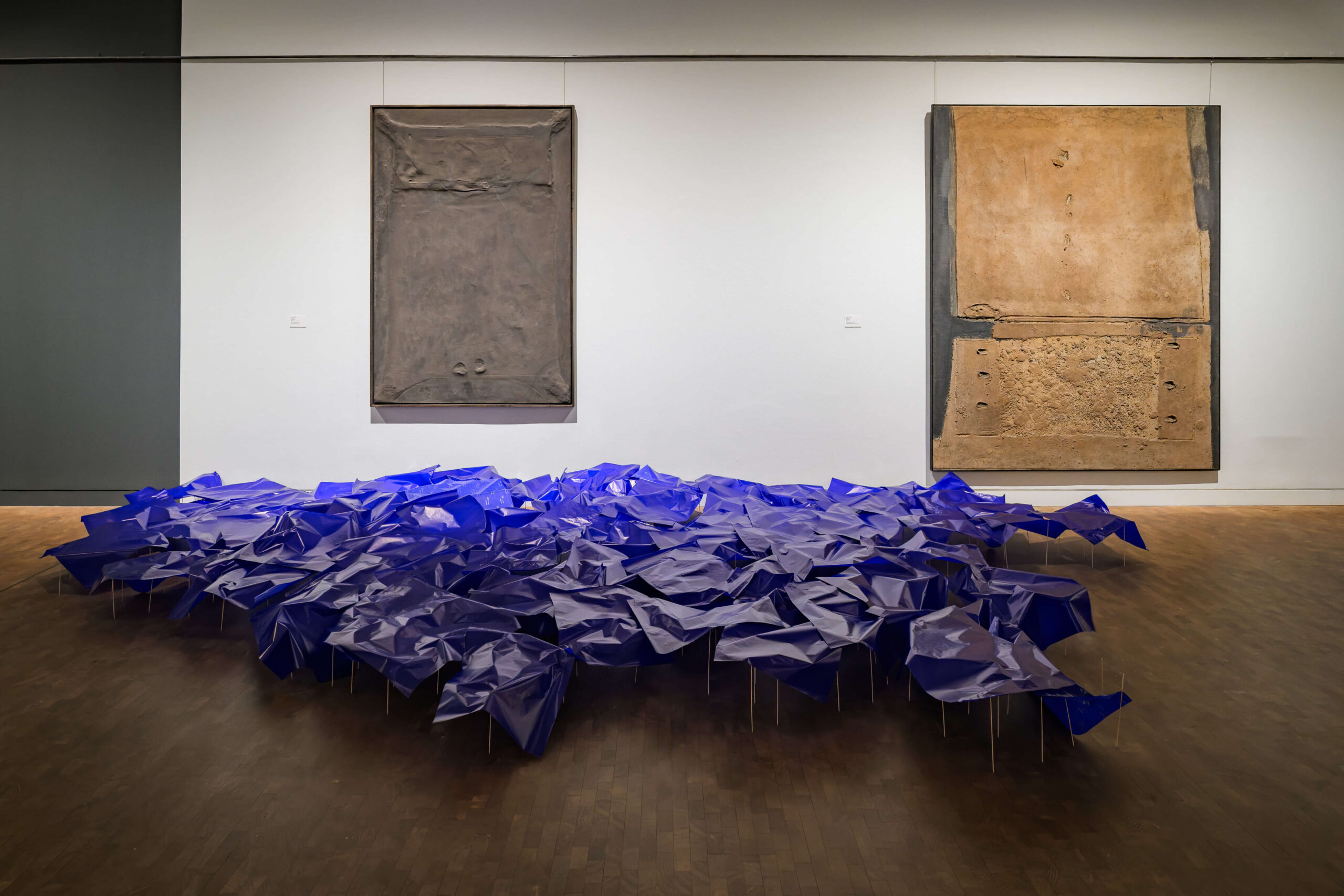 mar. Museum Tàpies