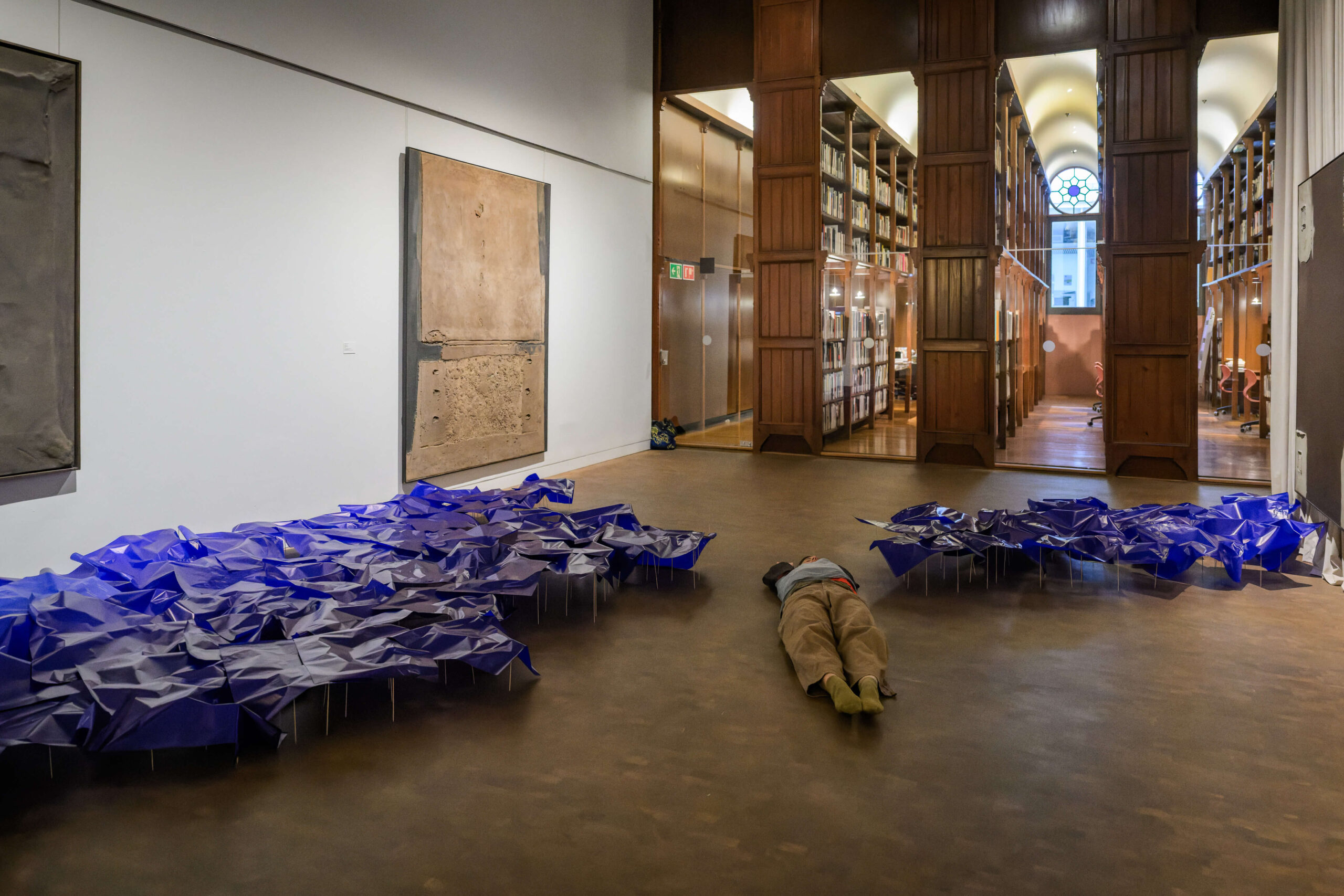 mar. Museum Tàpies